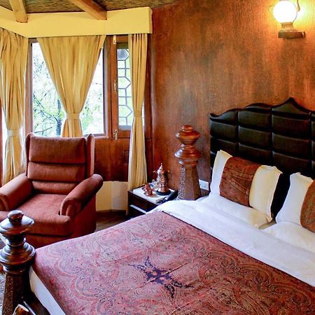 The Villagio By Vista Rooms Pahalgam Exterior photo